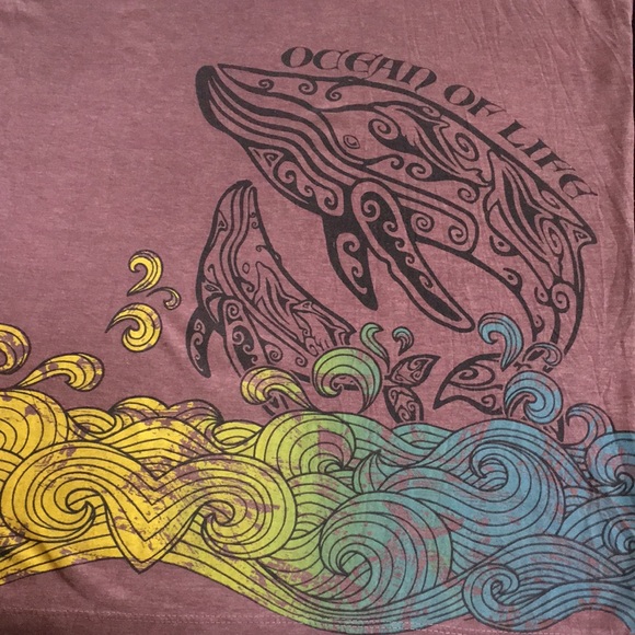 3/$20 Babu Ocean of Life Graphic T - Picture 4 of 8
